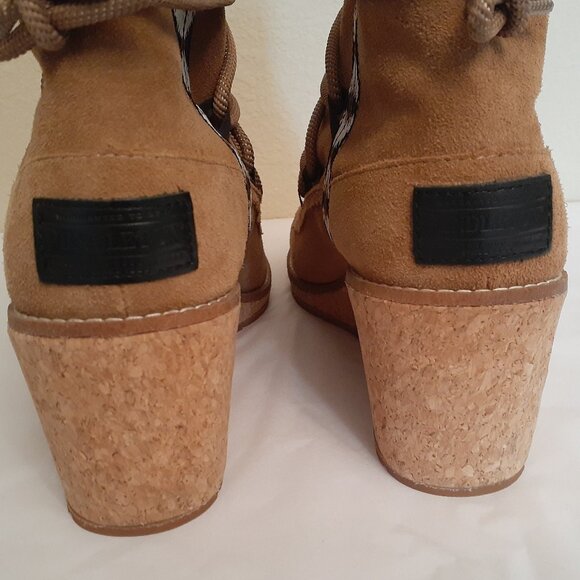 Pendleton Islegate Wedged Ankle Boots NWOT - Picture 8 of 14